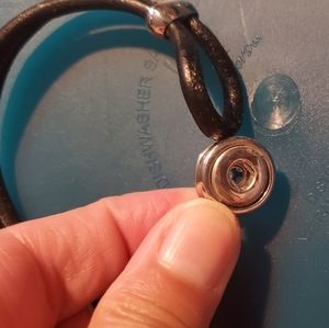 Small snap rope bracelet